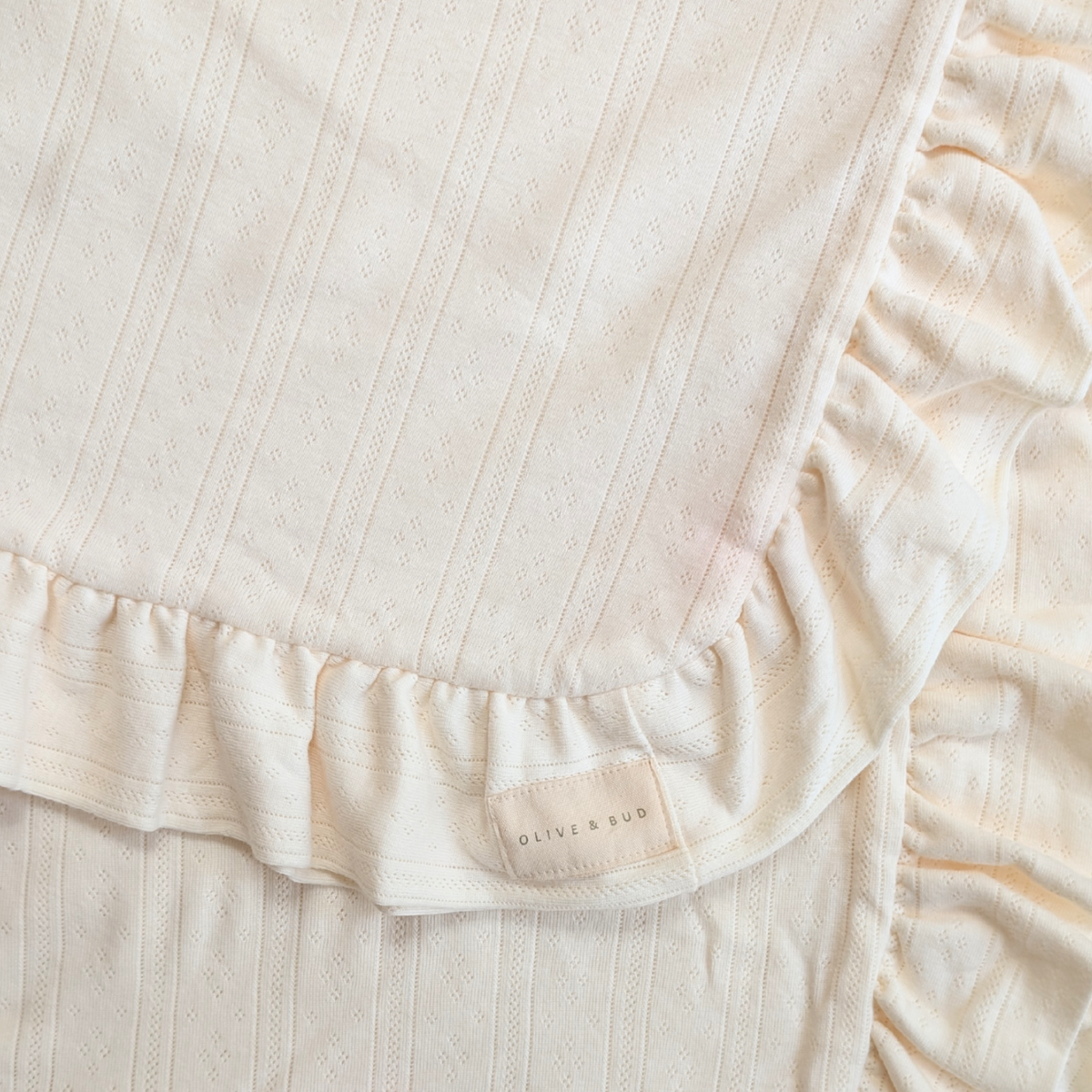 The Pointelle Blanket - Off-white