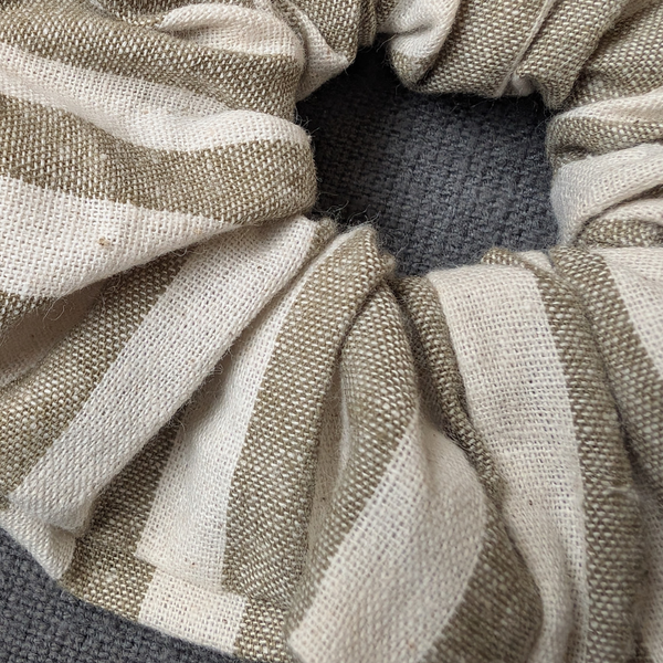 Mummy Giant Scrunchie - Striped